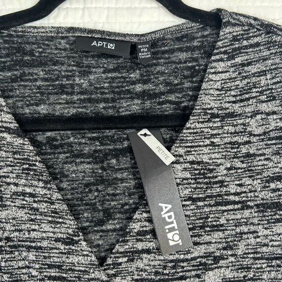 NWT Apt 9 Gray/Black Wrap Dress. Size MPetite. Casual. Wear to Work. Career. - Picture 4 of 10